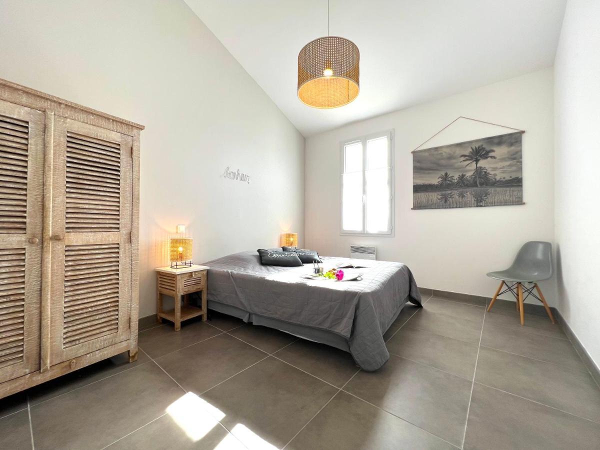 Le Clos Des Vieux Moulins La Flotte Bagian luar foto
