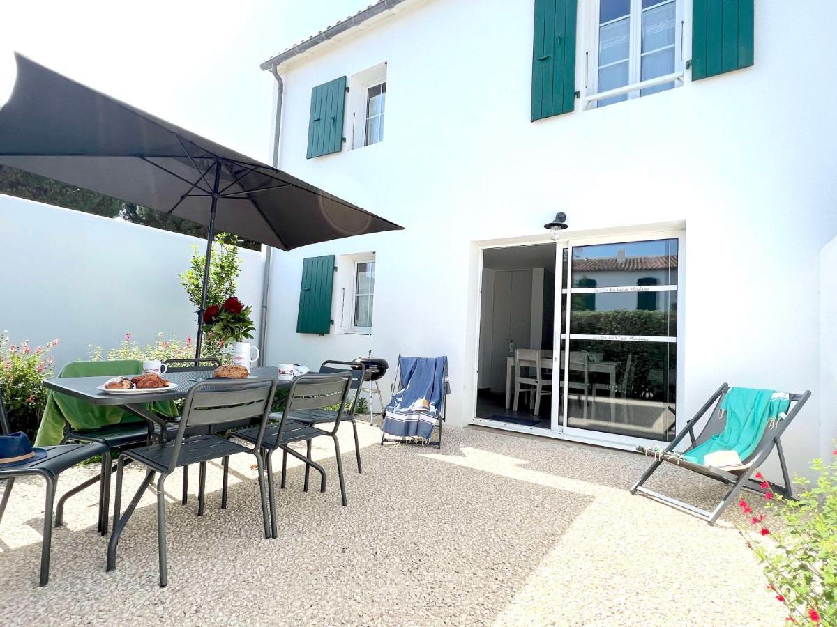 Le Clos Des Vieux Moulins La Flotte Bagian luar foto